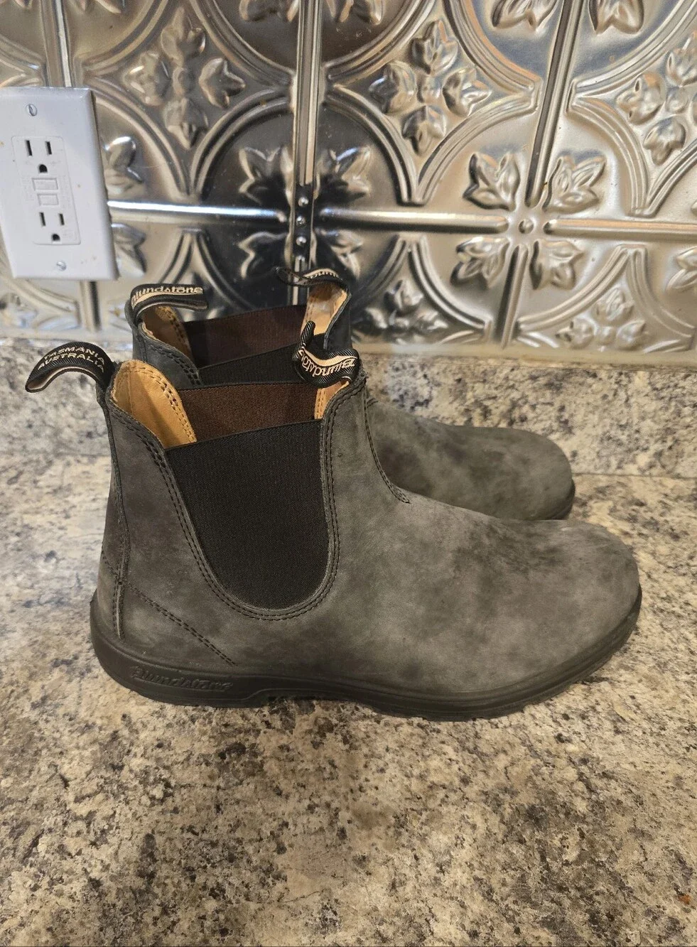 Blundstone 587 Men's Gray/Grey Rustic Black Chelsea Chunky Combat Boots Size 12